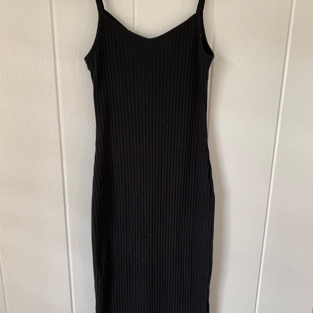 BLACK BODYCON DRESS